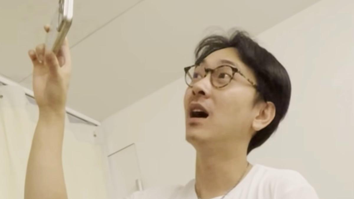 施名帥聽到胎兒心跳聲愣住。(圖/翻攝自IG)