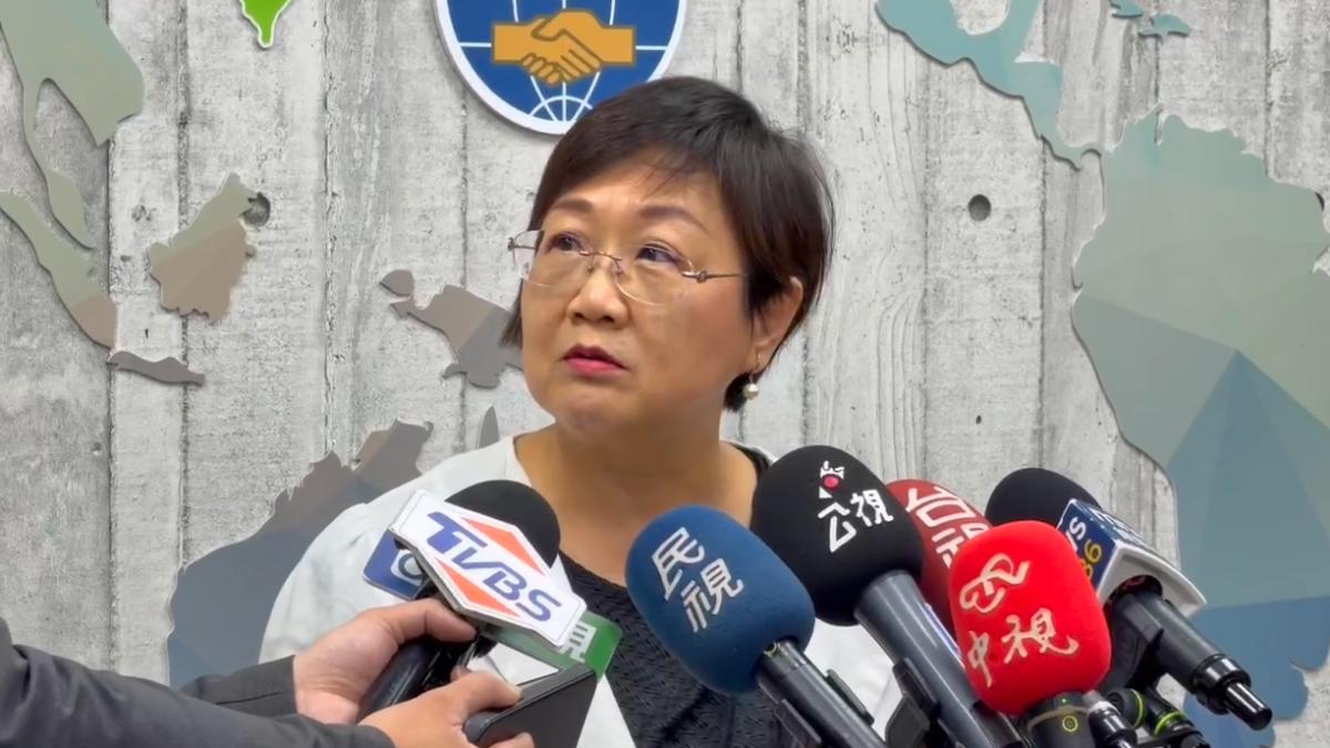 徐佳青認是簡舒培「索資師父」　轟蔣萬安：馬英九-1.0都稱不上