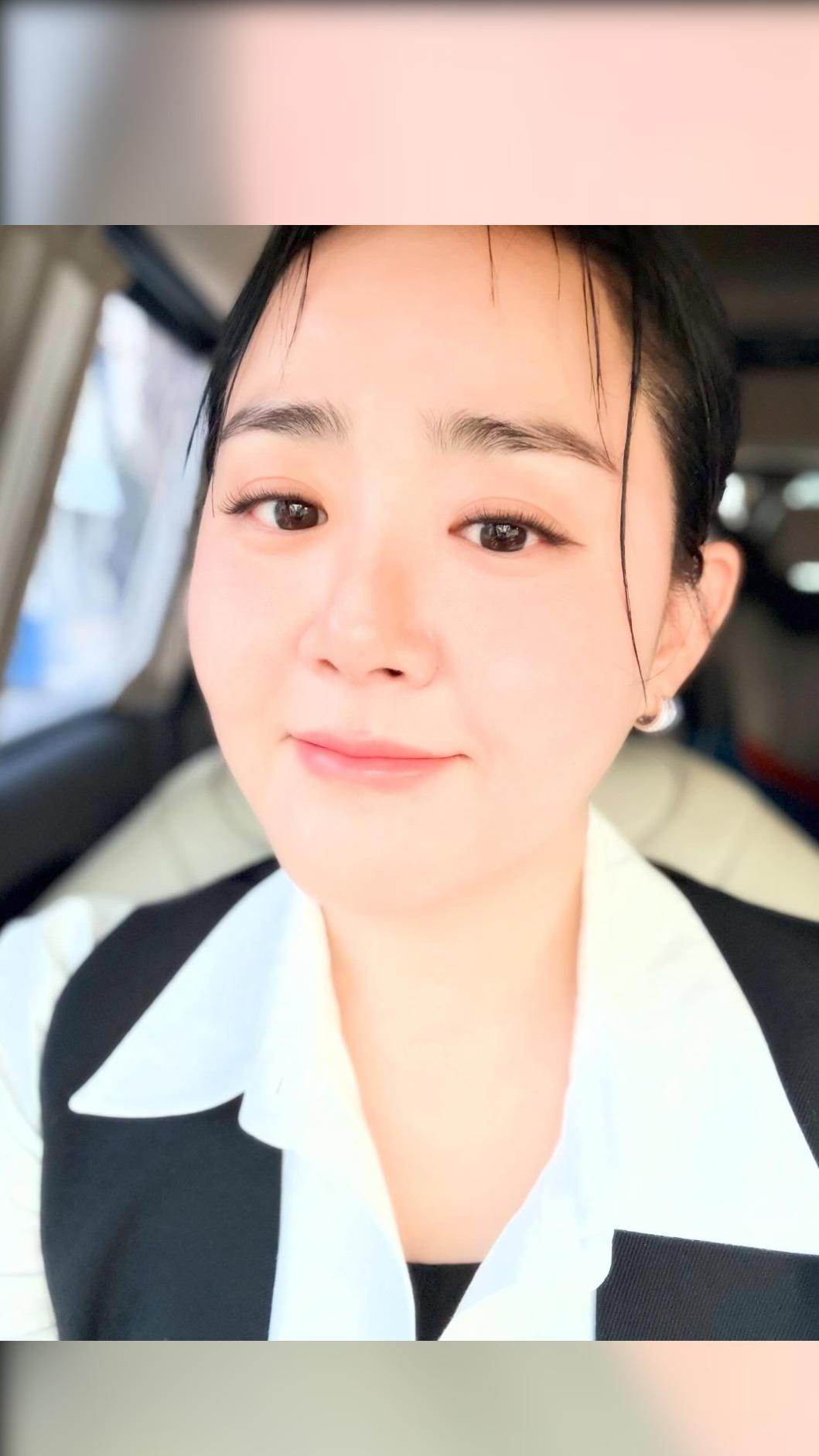 文瑾瑩宣布結婚。(圖/翻攝自IG)