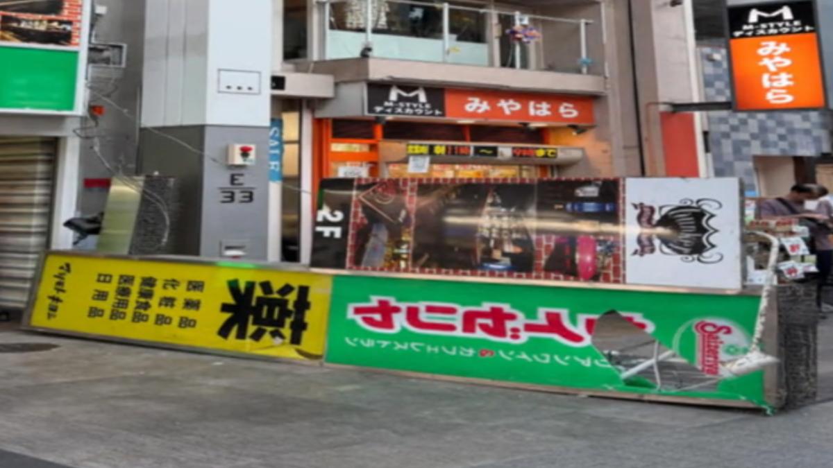 巨大招牌掉下來。（圖／k__aiiiii　threads）