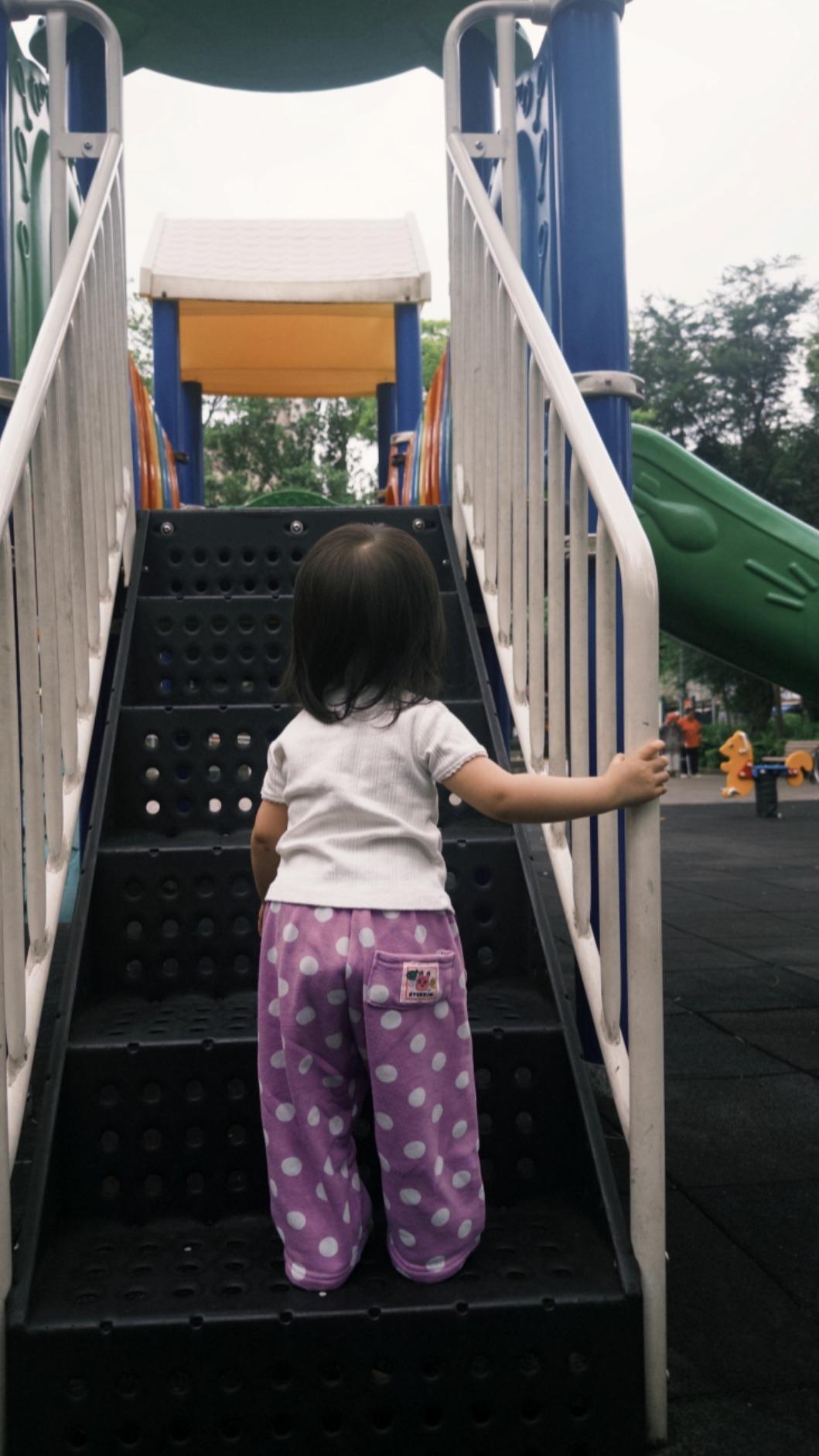 吳映潔驚喜分享女兒萌照。（圖／羅慧夫顱顏基金會提供）