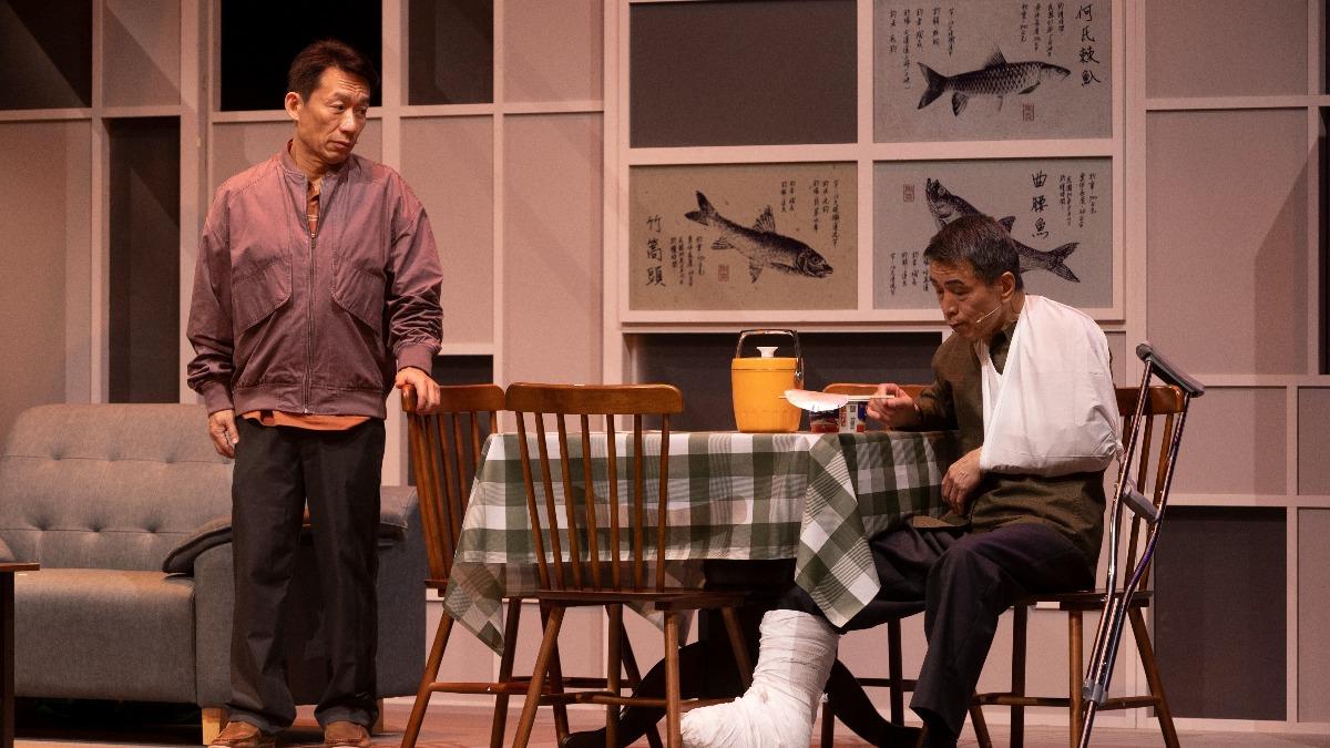 郭子乾(左)與李天柱(右)分別飾演程予希的養父和生父。(圖/ 故事工廠提供)
