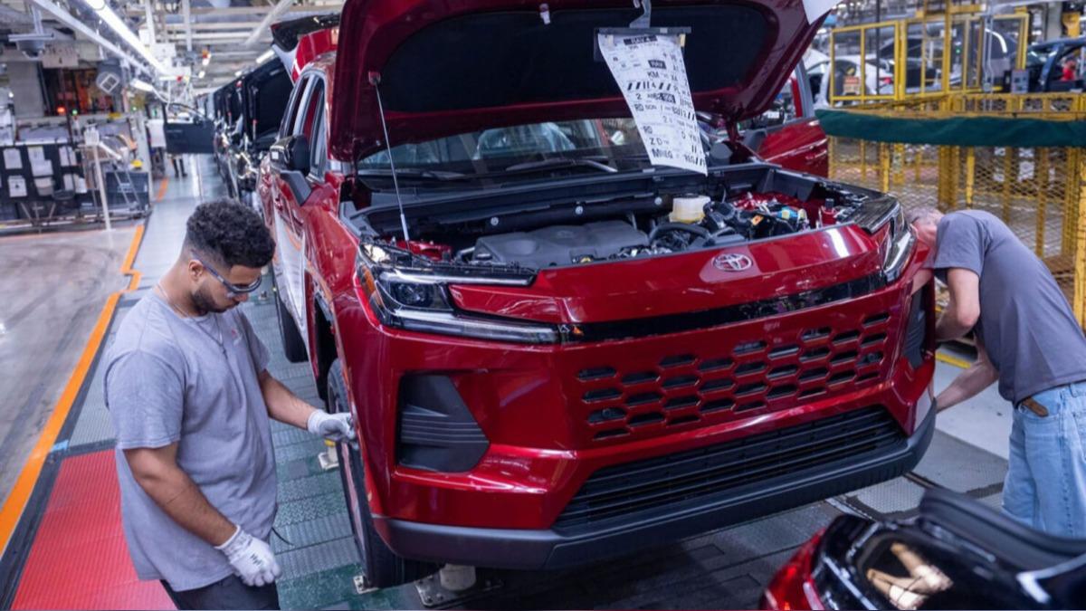 身兼日本汽車製造商協會（JAMA）會長的佐藤恒治表示，日本汽車產業目前正處於關鍵時刻。（圖／Toyota提供）