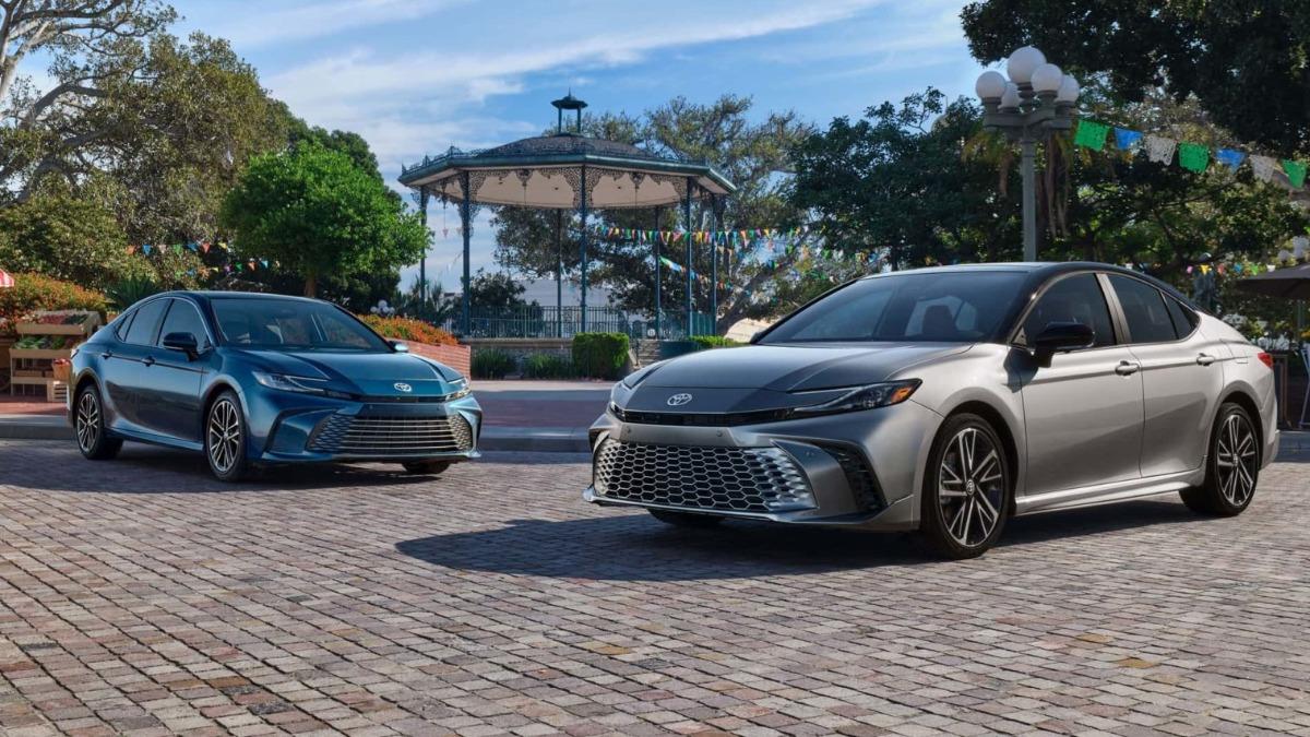 日本市場重新導入的Camry將全面搭載2.5升直列4缸引擎+Hybrid系統,並採用Toyota第五代油電技術。(圖/Toyota提供)