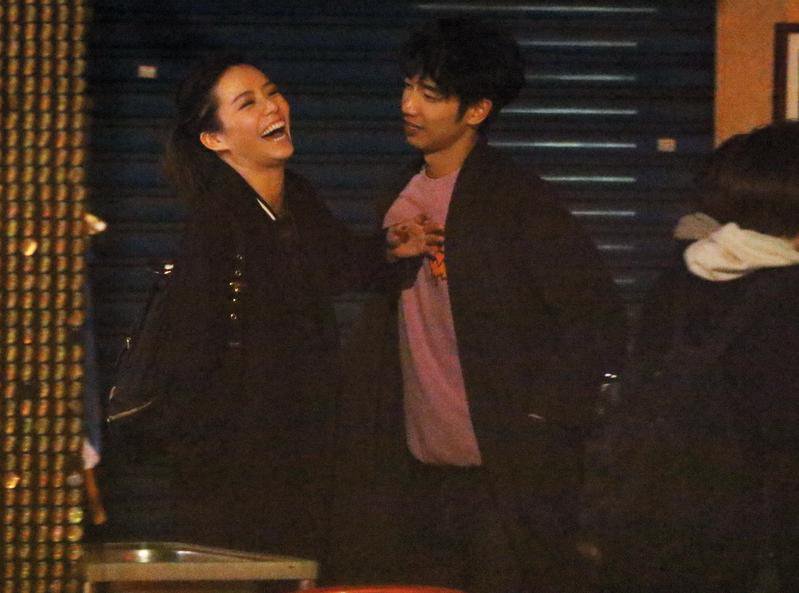連吻20次上火　劉以豪胸肌調情宋芸樺