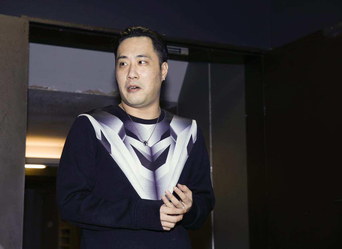 雖然經常因為不光采的新聞成為網友辱罵的對象,余祥詮依然過得很自我。