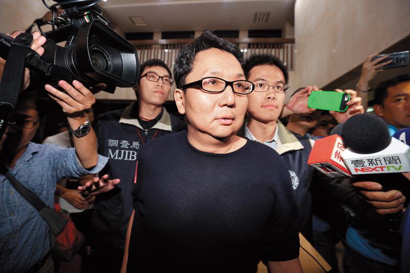 【捲樂陞偷人妻】弟坑殺股民海撈逾40億 兄許世龍全身而退住豪宅