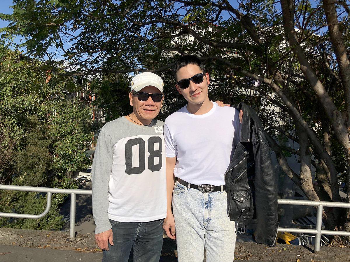 趙傳找來許時豪在MV中扮演年輕時的自己,2人還在平行時空中相遇。(旋風音樂)