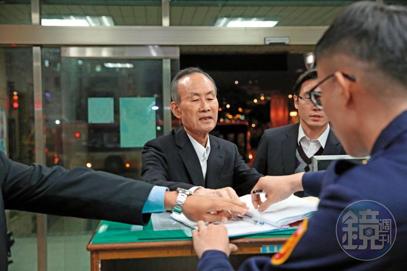 【柯P再卡蛋】5.5億交保後 趙藤雄現在變這樣