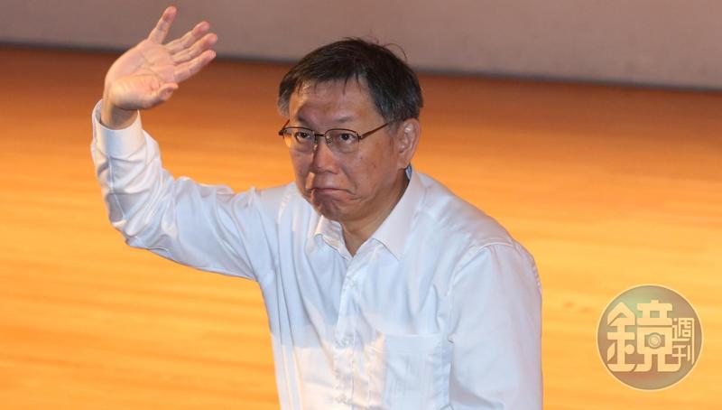 趙藤雄暴瘦　柯P再卡大巨蛋拚連任