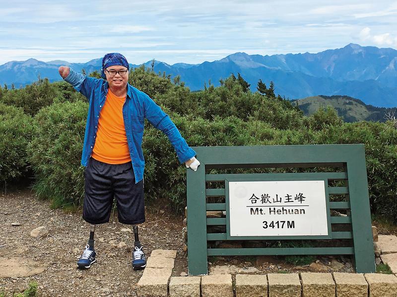 沒手沒腳不能曬 他奇蹟攻頂合歡山