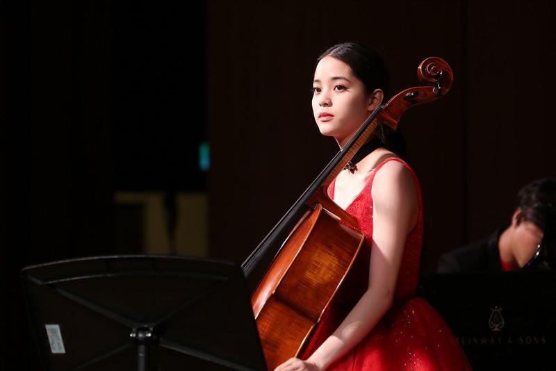 歐陽娜娜18歲又1天 談戀愛前老爸還是叮嚀又叮嚀