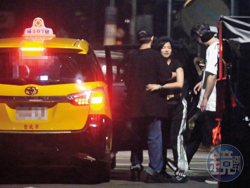 就愛嘎味　寶兒茫後胸貼劉容嘉弟弟