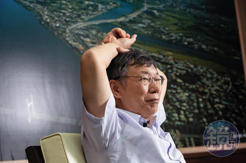 民調跌15%也不怕 柯P:我只會愈來愈硬