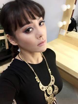 和吳謹言演出新劇的寧靜暗諷她演技差。（翻攝自寧靜微博）
