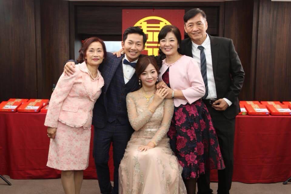 蔡昌憲的老婆是空姐,與他愛情長跑8年結婚。(翻攝自蔡昌憲私人臉書)