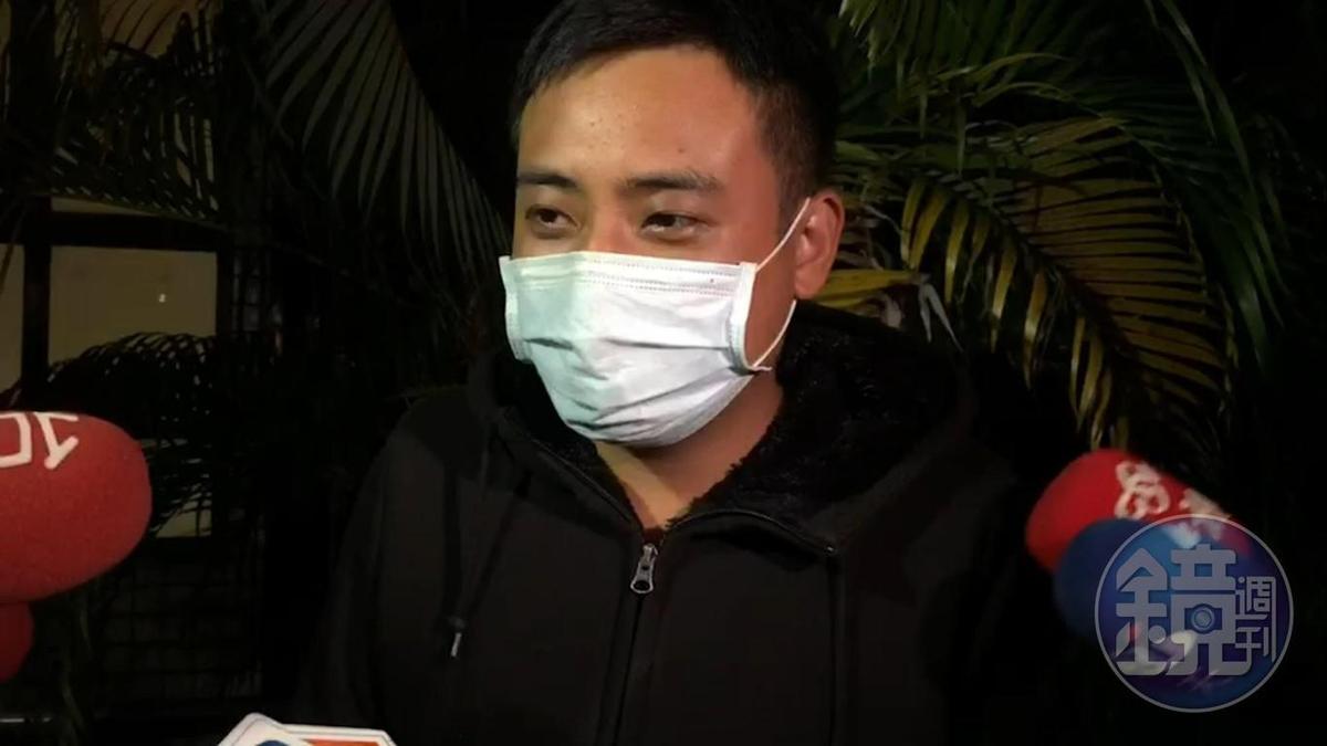 邱姓乘客遭重物壓住,所幸在20分鐘內脫困。