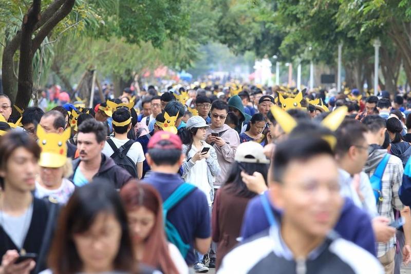 稀有怪大爆發！台南寶可夢盛會　首日十萬人參與