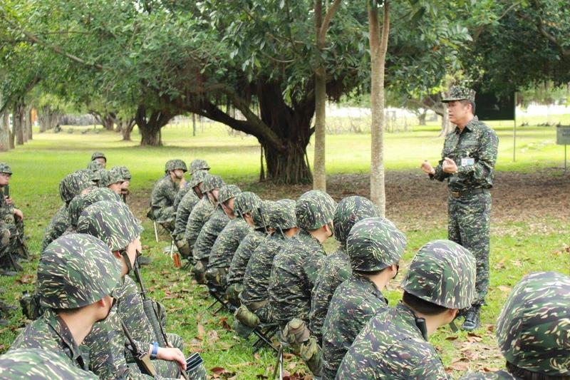 誰敢躲教召!國防部將用LINE 「追殺後備軍人」