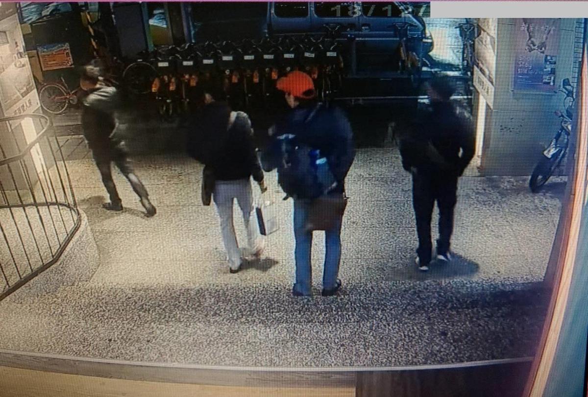 脫團旅客離開飯店後逃逸，目前累計到案人數17人，仍有131人在逃。（移民署提供）