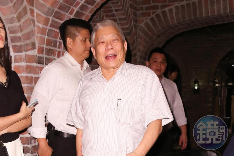 換人囉!做米果比做蘋果還好賺 他擠下郭台銘變台灣首富
