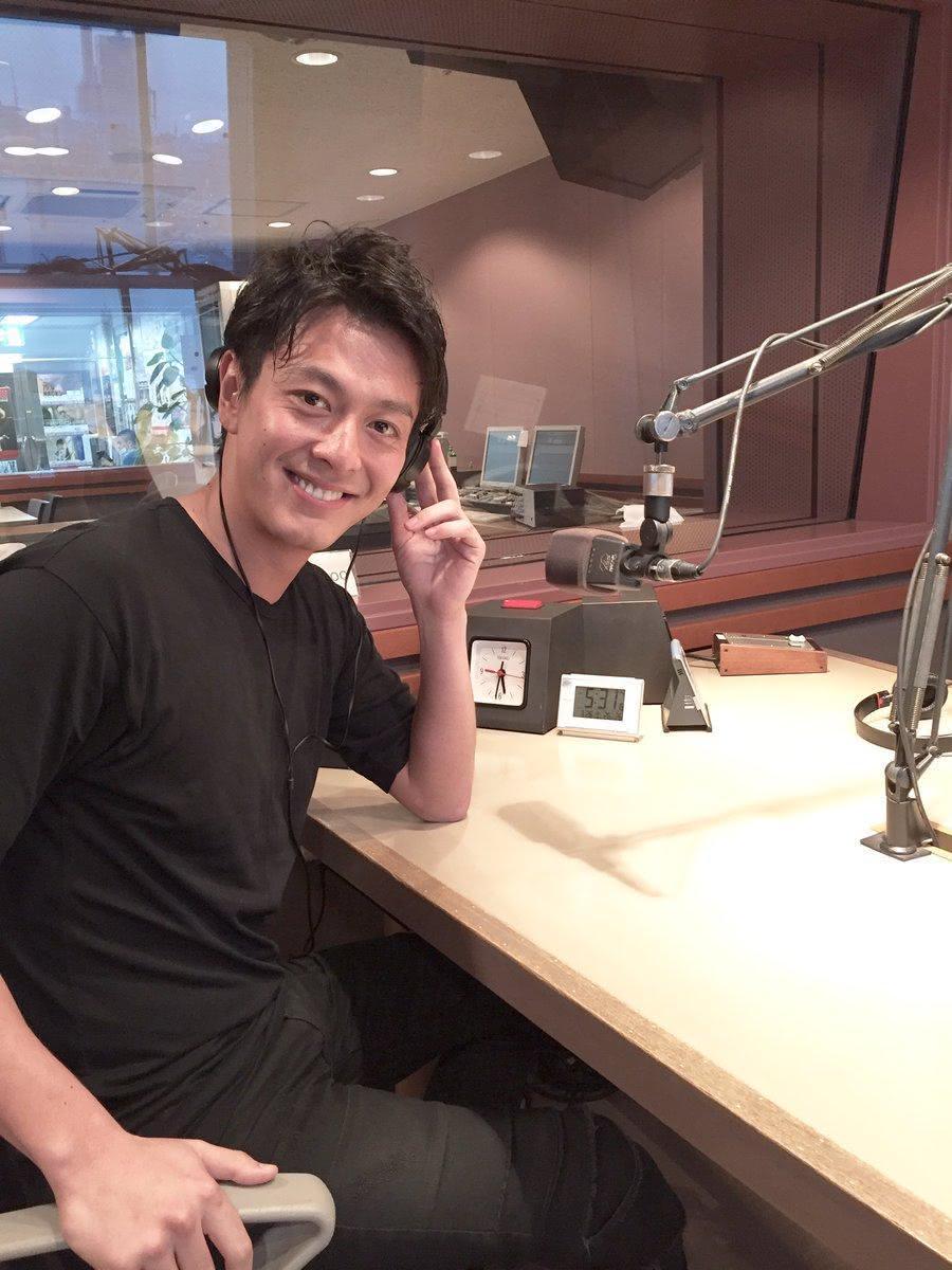 中林大樹今年34歲,身高180公分,與竹內結子同屬STARDUST事務所。(網路圖片)