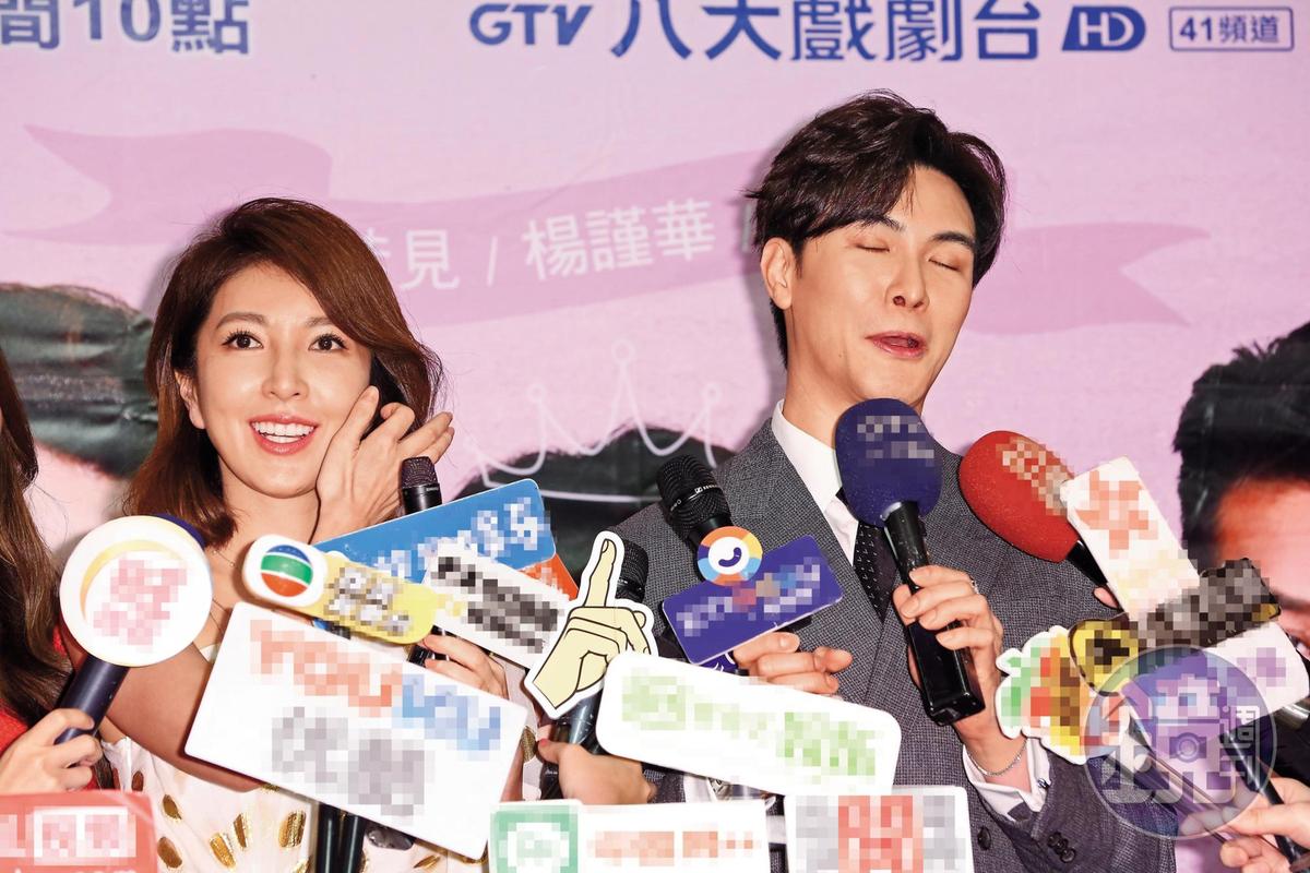 謝佳見:趕快搶先 駿馬拉長 人中! 楊謹華:可惡 慢了一步(設計對白)