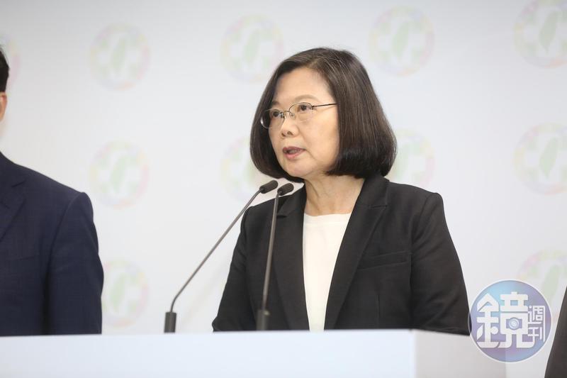 蔡英文:首艘國造潛艦2024下水 2025成軍