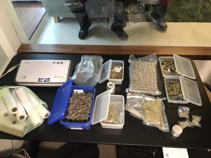 警掃大麻毒窟 驚見明星高中學生藥頭