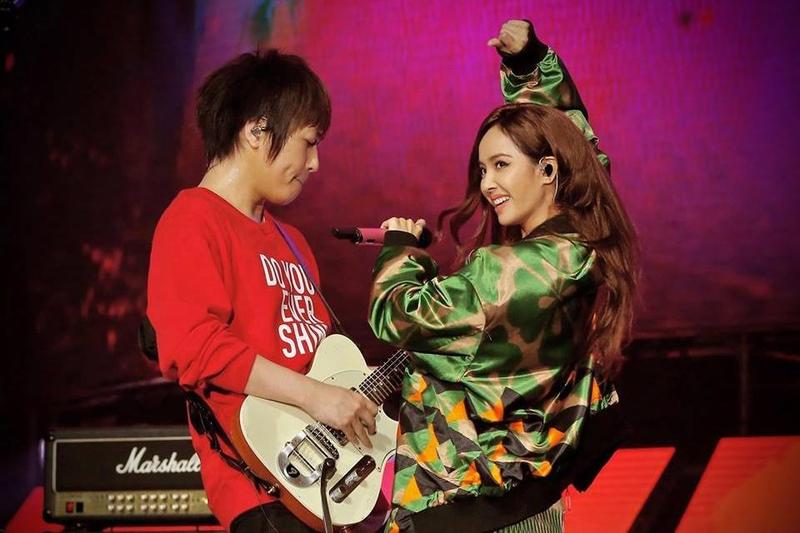 蔡依林問「走紅毯意義是什麼」 阿信回3圖網友讚真愛