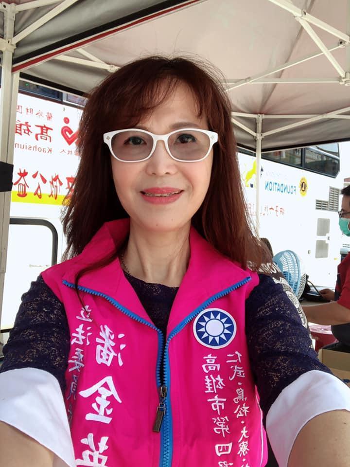 潘金英痛批韓國瑜一路講的就是空話，「總統的格還沒有到，應繼續在市政裡磨練，多用心、關心高雄市民。」（翻攝自潘金英臉書）