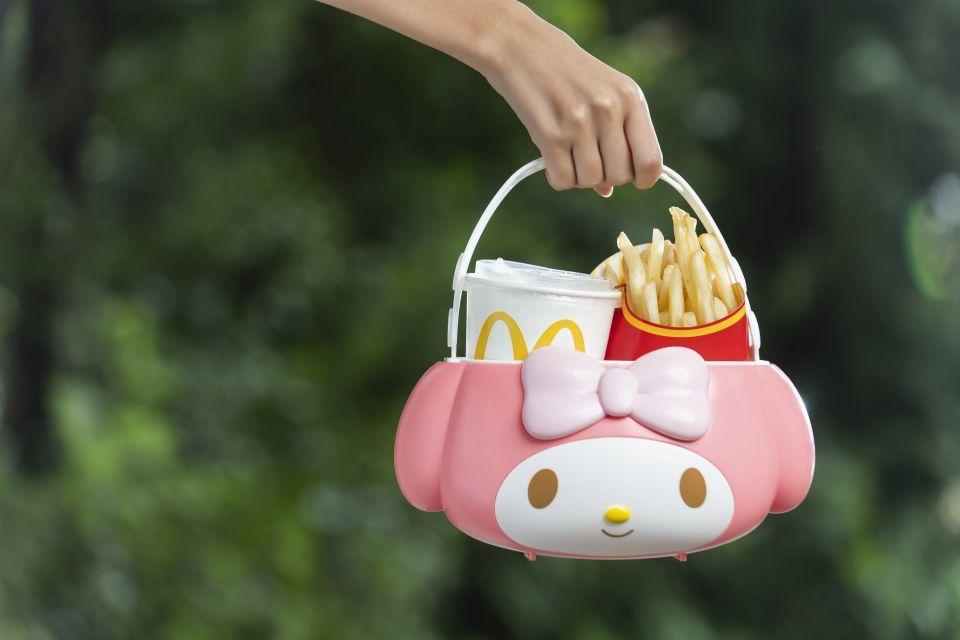 台灣麥當勞23日起將開賣近6萬個「美樂蒂置物籃」。(台灣麥當勞提供)