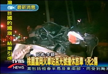 誤認火車都已過　休旅車擅闖遭撞