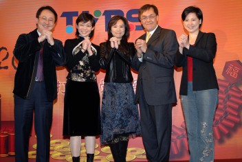 TVBS「打斷手骨顛倒勇」 挺過風雨邁向更高品質