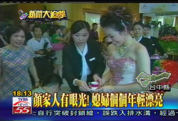 顏家人有眼光！　媳婦個個年輕漂亮