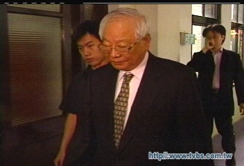 特別費/翁岳生特費轉帳戶 藍營指同不法