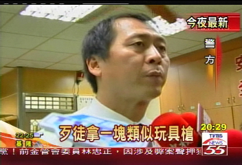 立委妻被搶　額頭遭歹徒持槍毆人