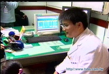 〈獨家〉趙建銘提申覆　未撤公職追領40萬
