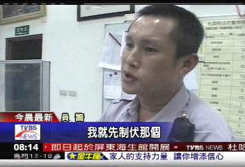 〈獨家〉查贓車 暗夜警方上演飛車追逐