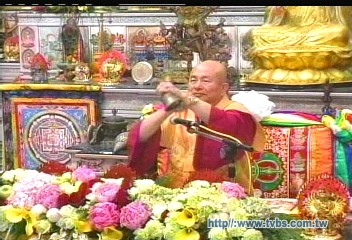 雷藏寺謝師宴350桌　雞鴨魚肉上桌