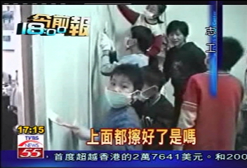 愛心不分年紀　8歲小童當志工
