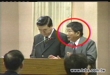 中將迫女軍官獻吻 李傑愛將涉性騷