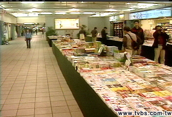 苦哈哈！最長地下書街月月賠錢