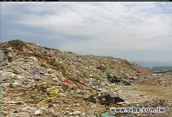 舊山「長出」新山 五股垃圾山復活