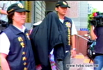 員警休息檳榔攤 關人2百天遭議論