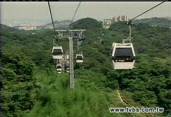 貓纜通車/「站在高空上」 貓空纜車施工艱鉅