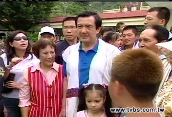 中橫不通　梨山居民向馬英九陳情