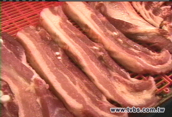 瘦肉豬/分辨瘦精豬 豬農:色暗肉乾油脂少