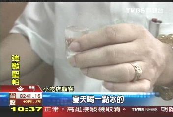 高粱凍飲新喝法 掀夏季白酒大戰