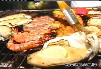 烤肉情人節餐飯店　猛打王又曾牌